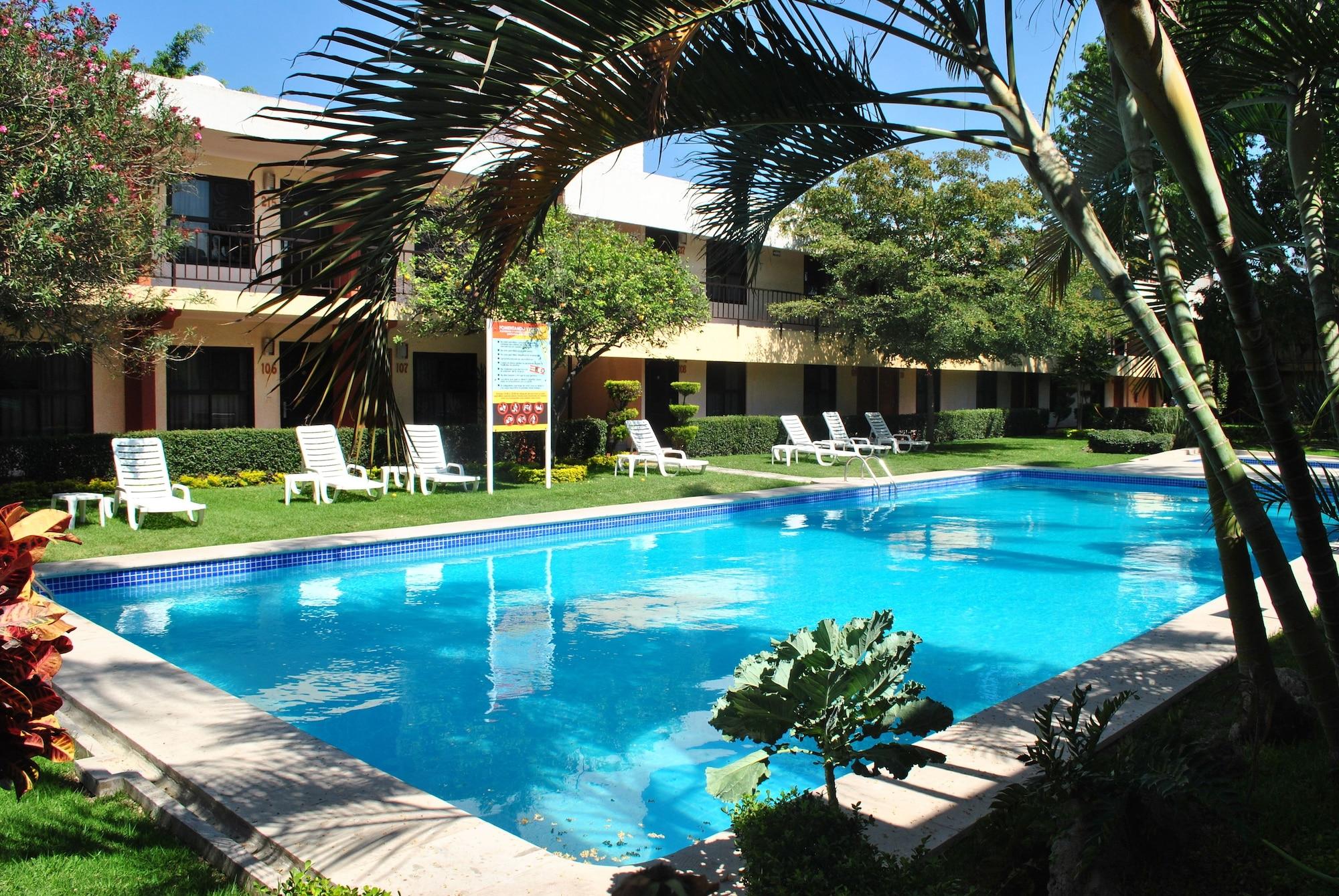 Hotel Puerta Del Sol Guadalajara Zapopan Exterior photo
