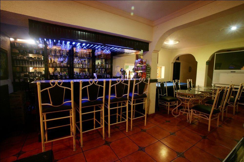 Hotel Puerta Del Sol Guadalajara Zapopan Restaurant photo